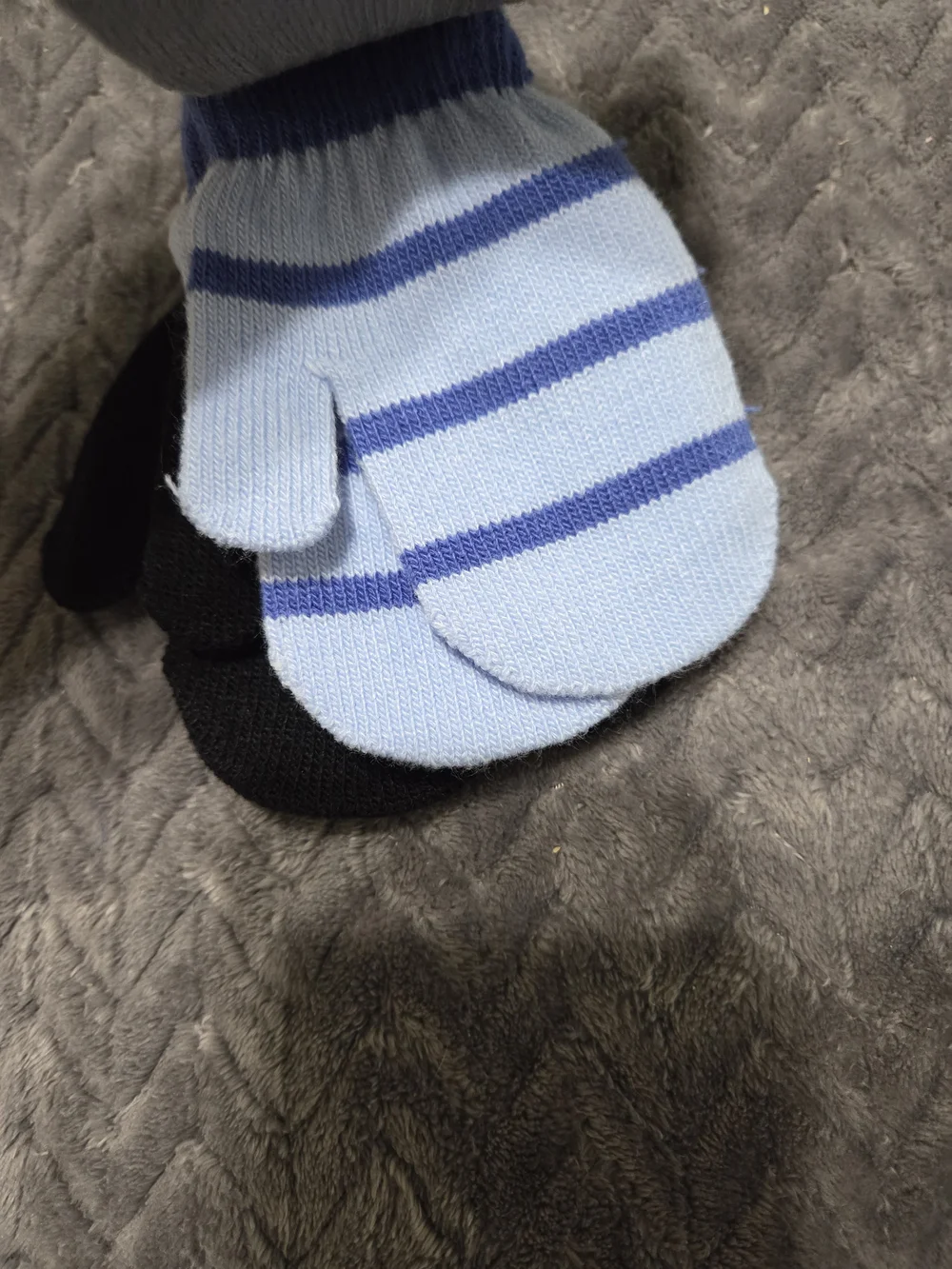 Kohl's Kids Mittens - 3 Pair Set